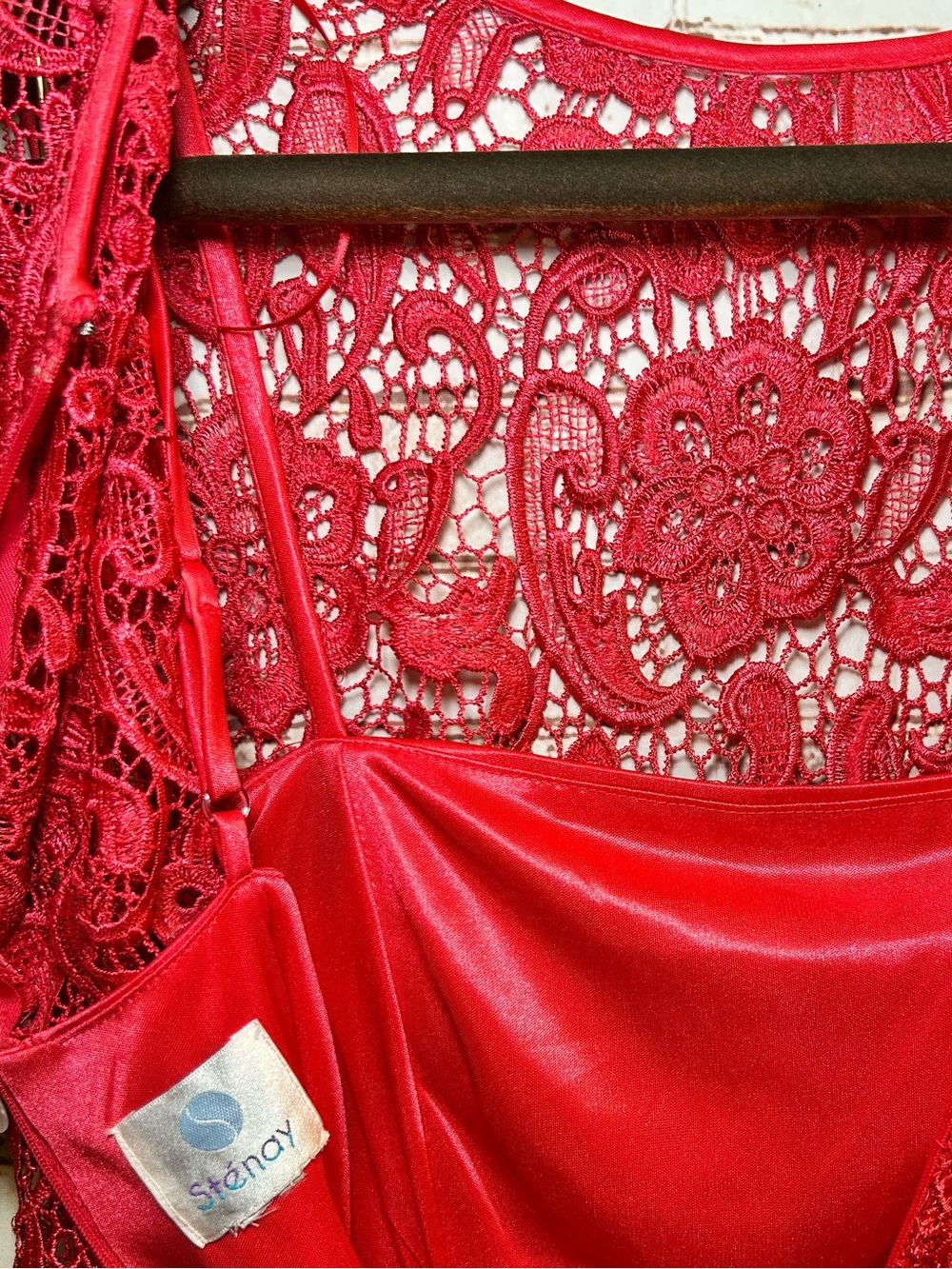 Sténay Coral Red Guipure Lace Sheath Dress Scalloped Elegant Cocktail Chic Midi - Picture 8 of 9